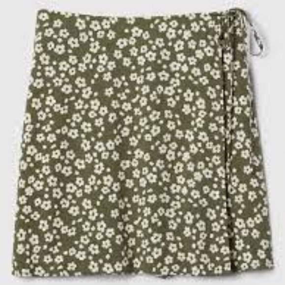GAP Factory Dresses & Skirts - GAP Factory Olive Print Tie-Waist Mini-skirt/NWT/S